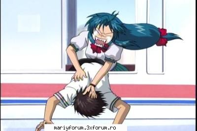 Cum credeti ca sa-r simti kaname daca.... - eu cred k l-ar arunca p sousuke p geam si p - Full Metal Panic