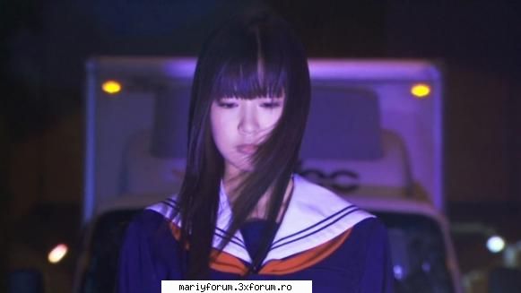 hmm aici o duce la copac pt ai da papusa poze jigoku shojo real movie